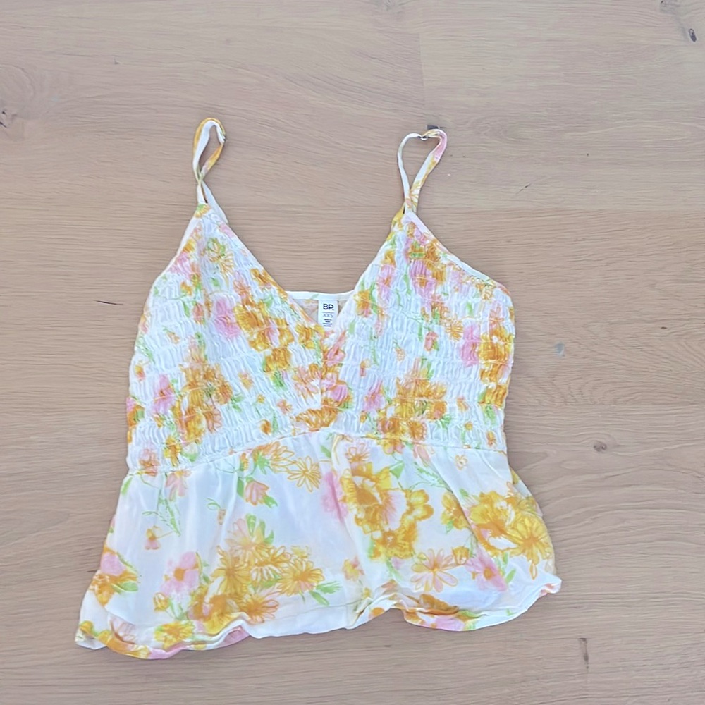 Ruffled top